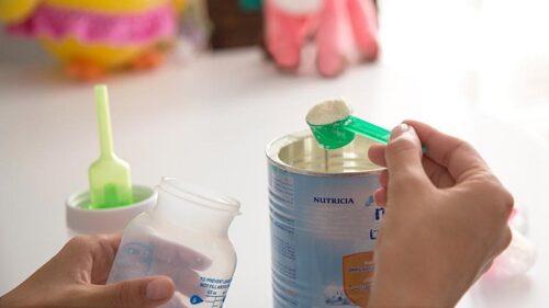 اختصاص تعداد ۲۰ قوطی شیرخشک برای هر نوزاد کوچک تر از ۲ سال