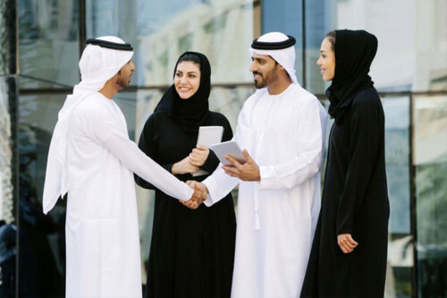 قانون و مقررات چگونگی پوشش حجاب در شهر دبی