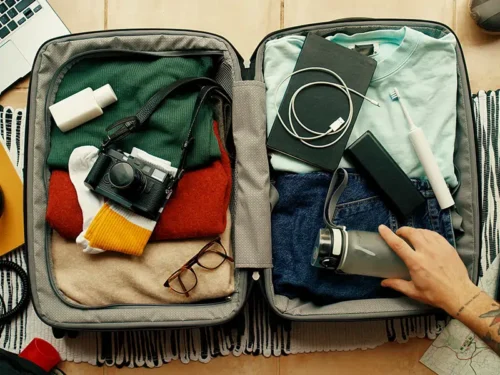 نحوه بستن چمدان در سفرهای سال جدید