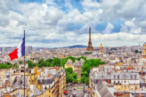 جهت دریافت ویزای گردشگری کشور فرانسه در سال 2024 چه مدارکی نیاز است؟