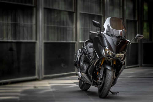 مزایای خرید موتورسیکلت از نمایندگی‌های معتبر